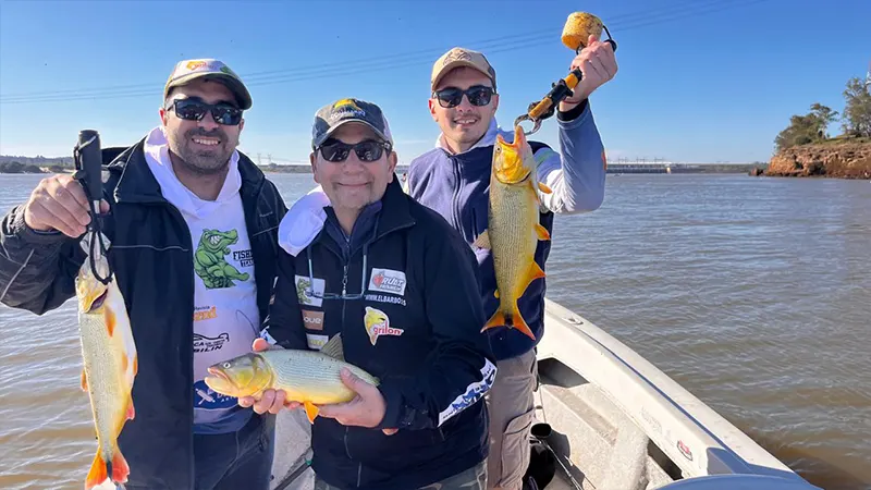 pesca de dorados en Concordia